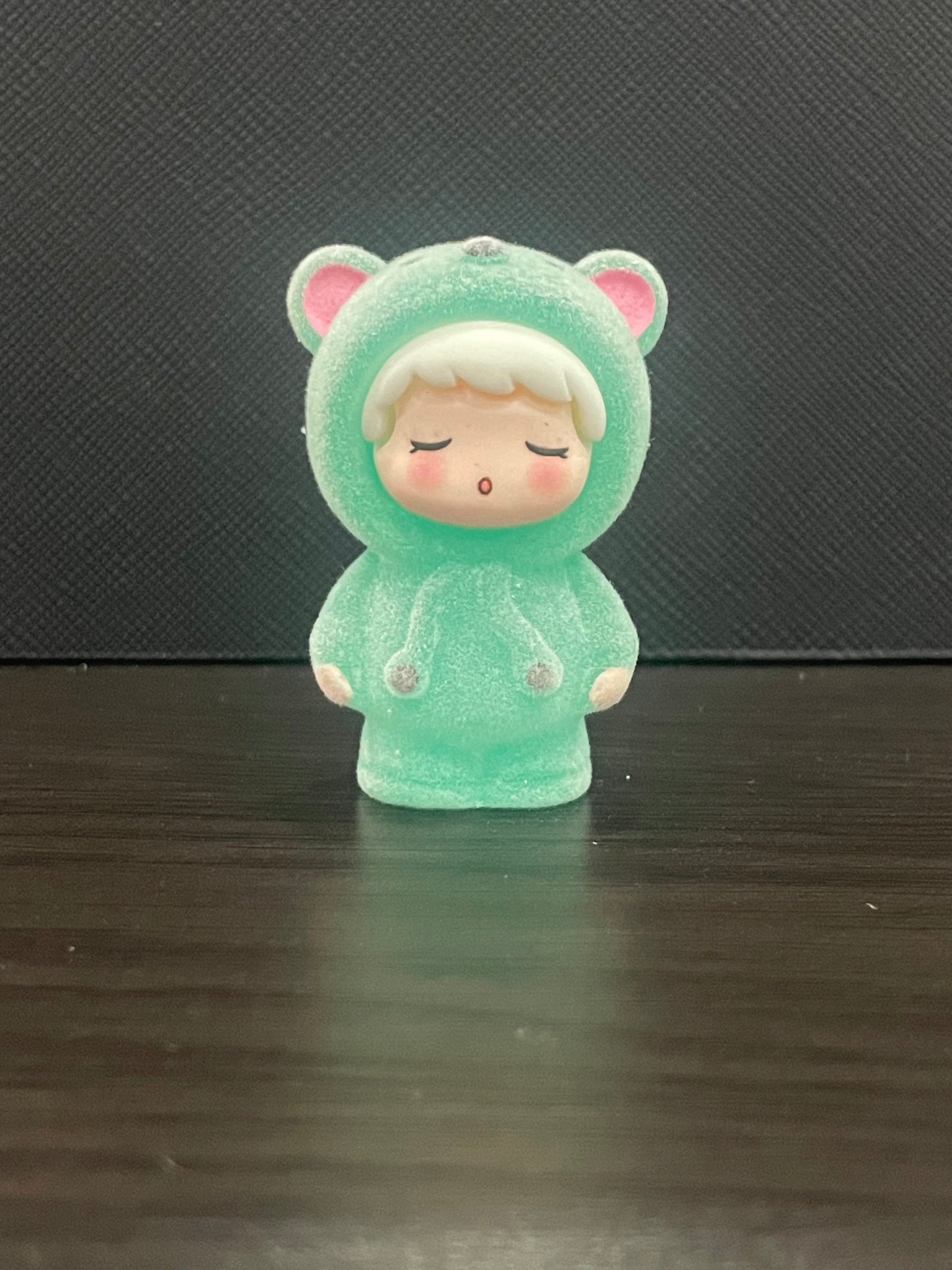 潮玩フィギュア